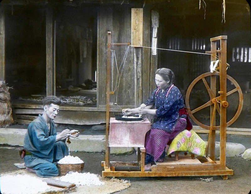 Illustration for article titled Hand-Colored Photos Turn Early 20th Century Japan Into A Dream World